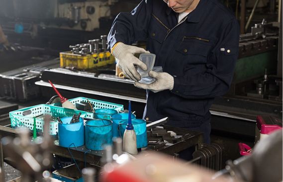 部品加工業のDX化